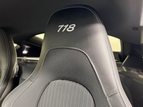 Used 2023 Porsche 718 Cayman image 17