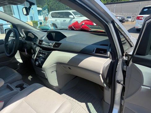 Used 2013 Honda Odyssey EX-L image 27