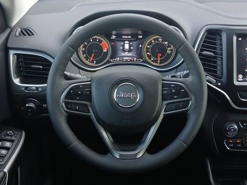 Used 2022 Jeep Cherokee Latitude Lux FWD image 21