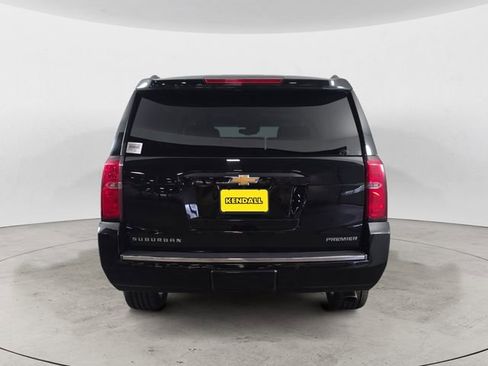 Used 2019 Chevrolet Suburban Premier w/ Premier Plus Edition AWD/4WD image 4