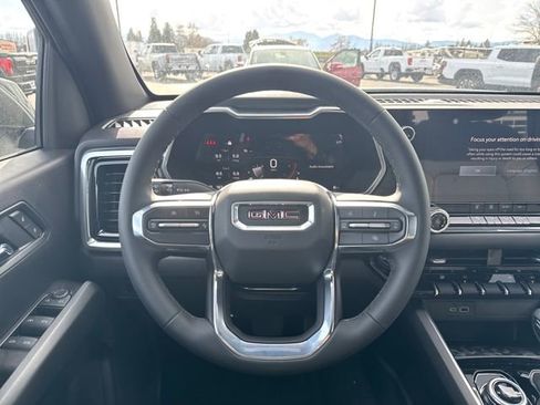 New 2026 GMC Canyon Elevation image 15