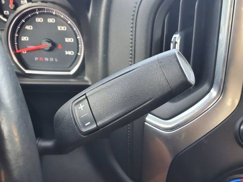 Used 2021 Chevrolet Silverado 1500 LT AWD/4WD image 34