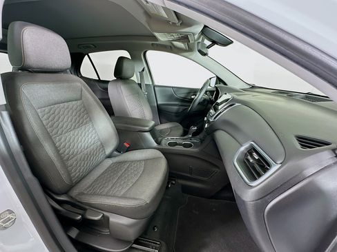 Used 2018 Chevrolet Equinox LT w/ Sun & Infotainment Package image 31