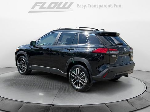 Used 2026 Toyota Corolla Cross XLE w/ Convenience Package image 6