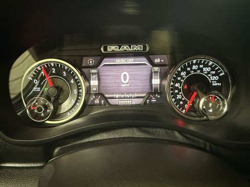 Used 2019 RAM 2500 Laramie image 24