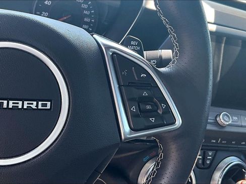 Used 2016 Chevrolet Camaro SS RWD image 20