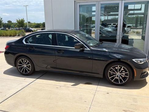 Used 2019 BMW 330i xDrive Sedan w/ Premium Package AWD/4WD image 1