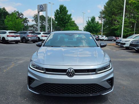 Used 2025 Volkswagen Jetta Sport FWD image 8