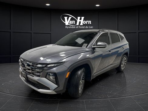 Used 2025 Hyundai Tucson Limited AWD/4WD image 3