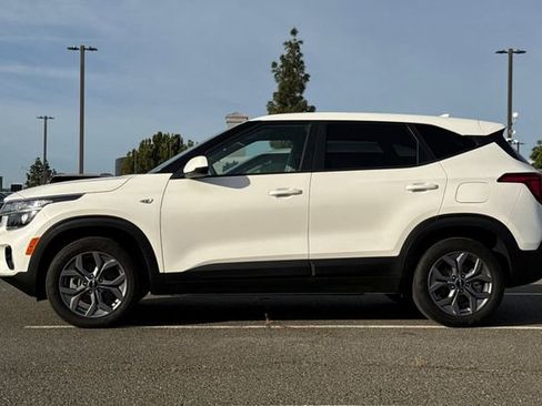 Certified 2024 Kia Seltos LX AWD/4WD image 9