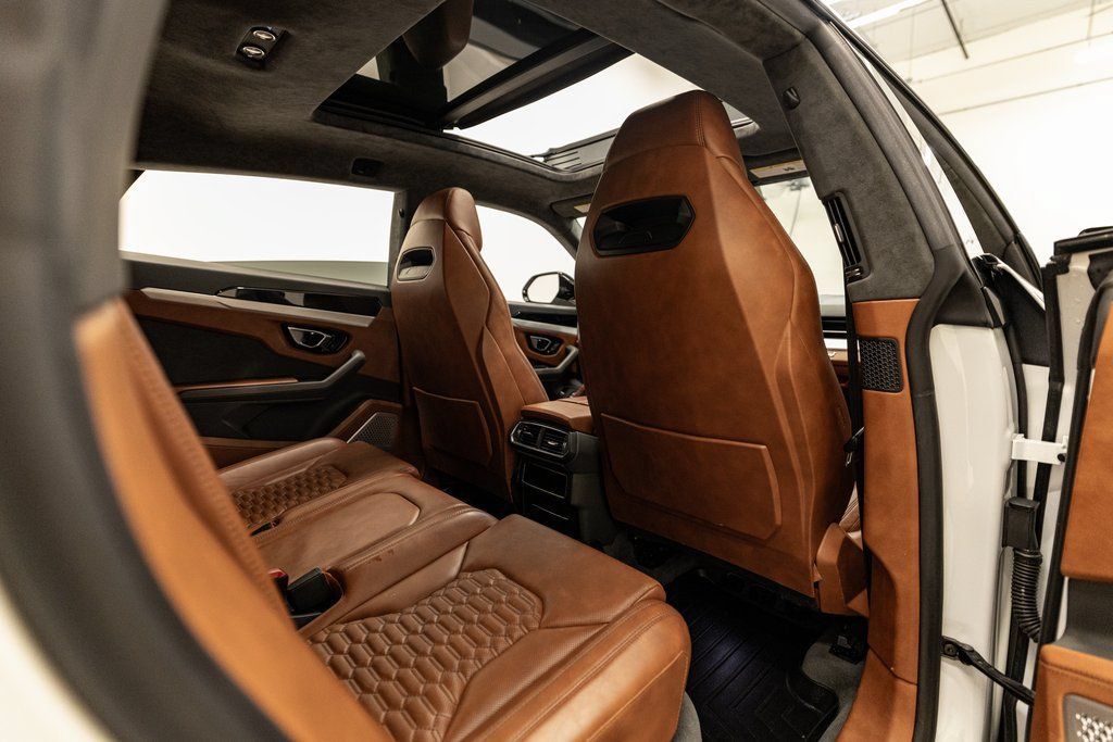 Used 2021 Lamborghini Urus AWD/4WD image 60