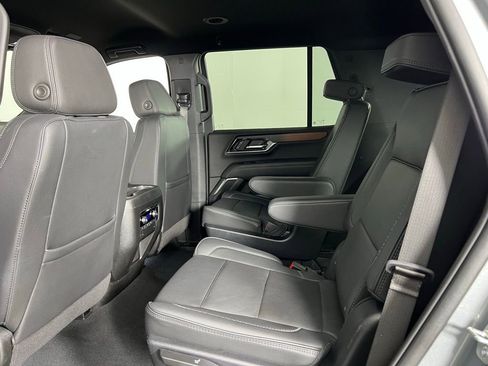 Used 2025 GMC Yukon Denali image 27
