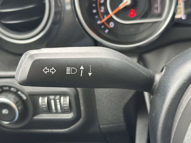 Used 2022 Jeep Wrangler Unlimited Sport AWD/4WD image 28