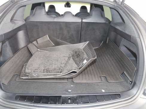 Used 2022 Tesla Model X image 63