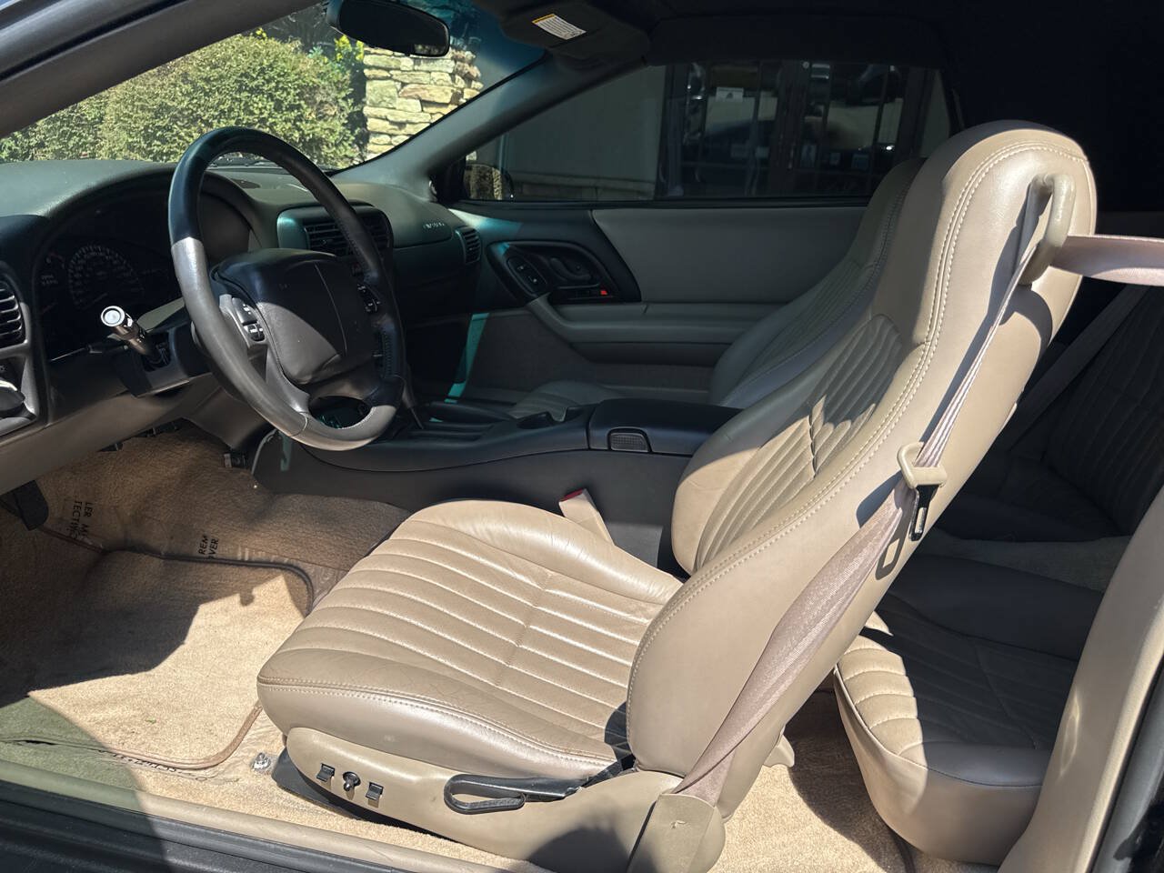 Used 2002 Chevrolet Camaro Z28 w/ SS Performance/Appearance Pkg RWD image 11
