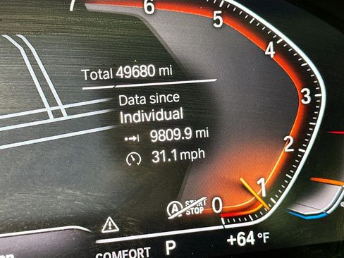 Used 2021 BMW 330i xDrive Sedan AWD/4WD image 16