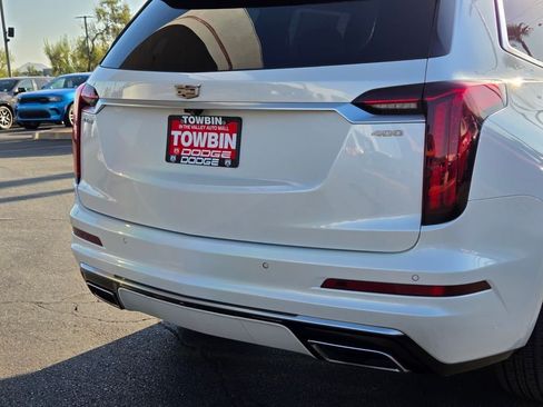 Used 2020 Cadillac XT6 Premium Luxury w/ Platinum Package FWD image 5