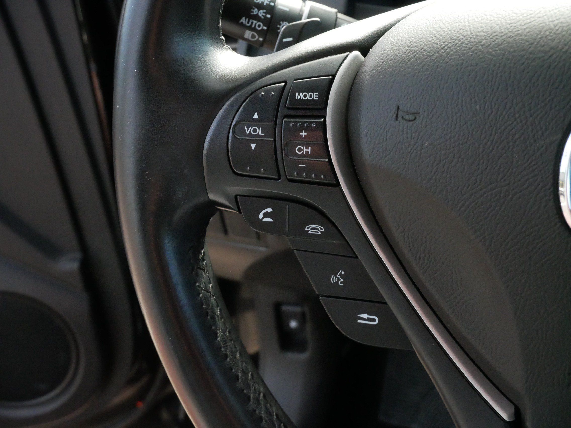 Used 2018 Acura RDX AWD image 24