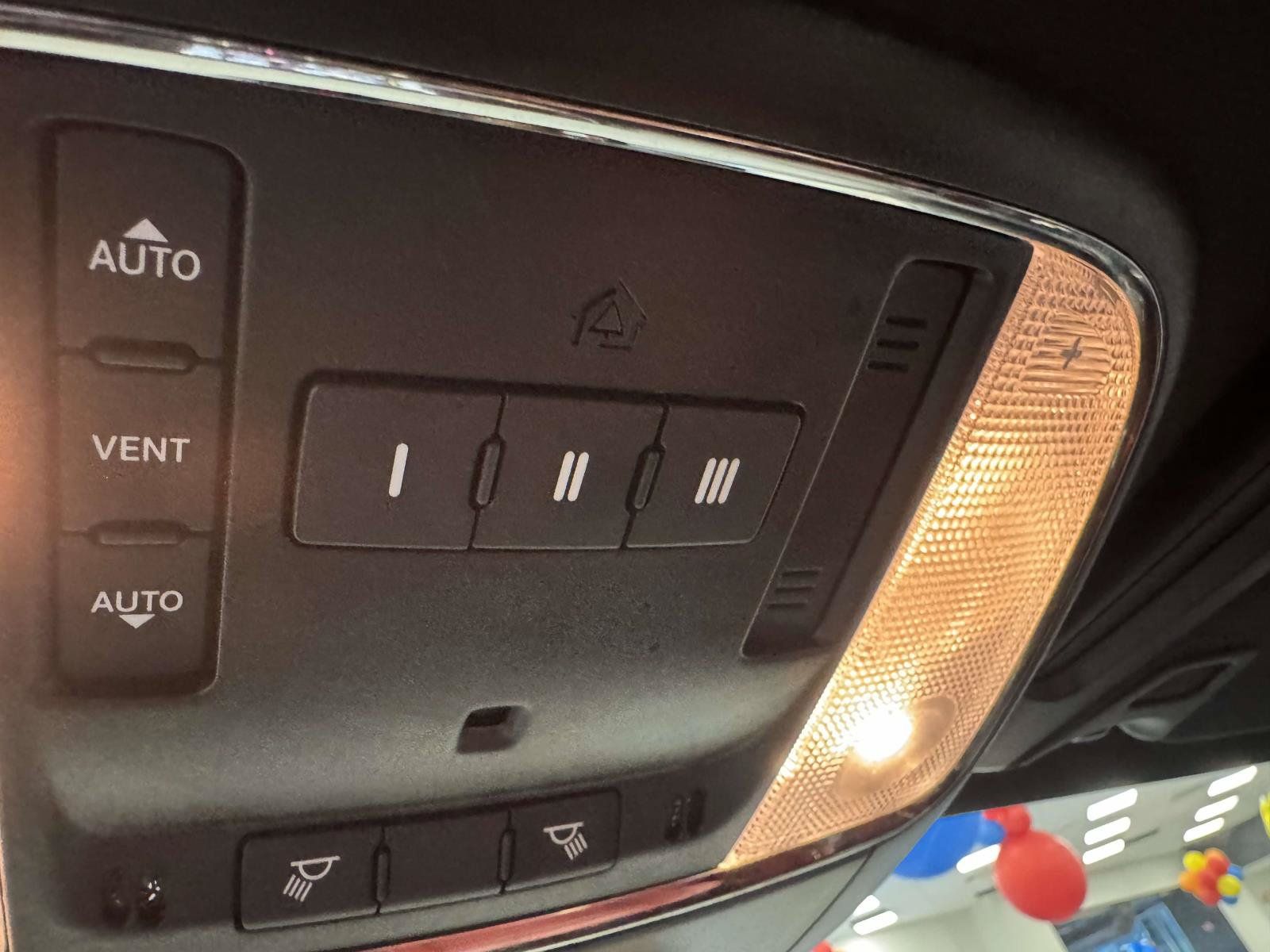 Used 2023 Dodge Charger SRT Hellcat w/ Harman/Kardon Audio Group RWD image 40