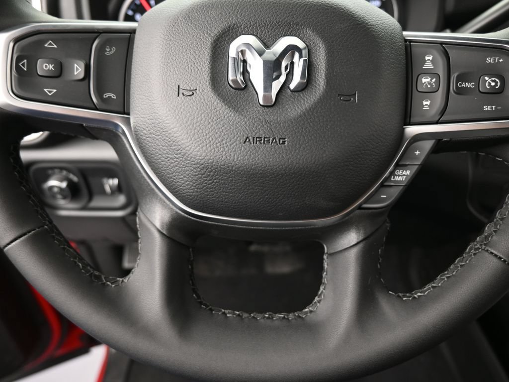 New 2026 RAM 2500 Big Horn AWD/4WD image 25