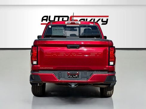 Used 2023 Chevrolet Colorado LT w/ LT Convenience Package image 6