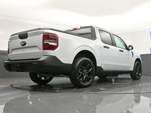 New 2025 Ford Maverick XLT w/ XLT Luxury Package image 21