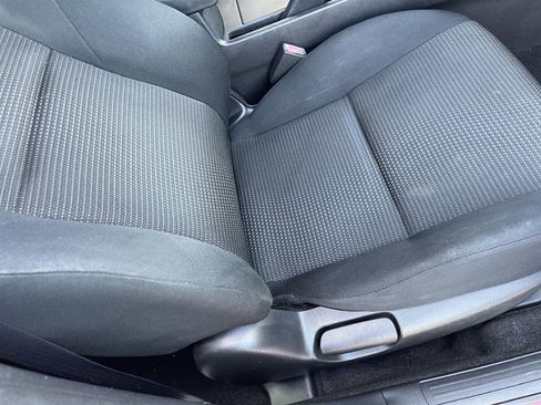 Used 2013 MAZDA MAZDA3 i Touring image 16