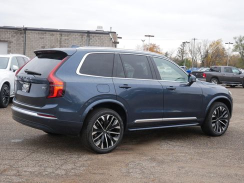 New 2026 Volvo XC90 B6 Plus w/ Protection Package Premier AWD/4WD image 3