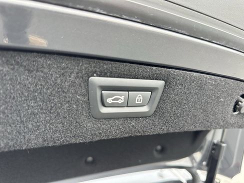 Used 2020 BMW M8 Convertible image 41