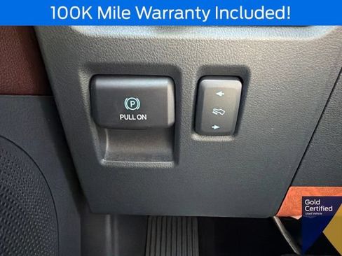 Used 2023 Ford Expedition Limited AWD/4WD image 36