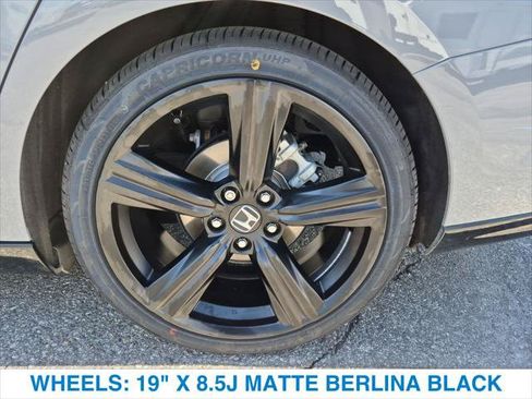 Used 2025 Honda Accord Sport image 11
