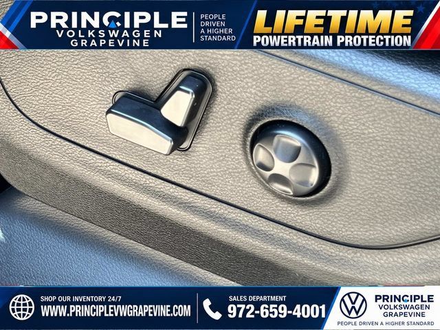 Used 2025 RAM 1500 RHO AWD/4WD image 13