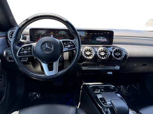 Used 2020 Mercedes-Benz CLA 250 image 10