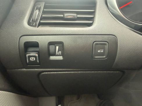 Used 2014 Chevrolet Impala LS FWD image 24