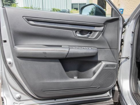 Used 2023 Honda CR-V Sport image 18
