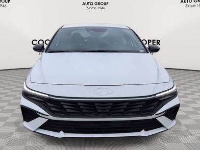 New 2025 Hyundai Elantra SEL