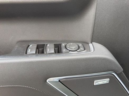 New 2026 GMC Sierra 1500 SLT w/ SLT Convenience Package image 18