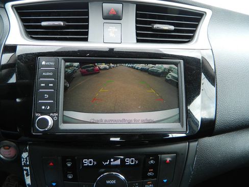 Used 2019 Nissan Sentra SV image 19