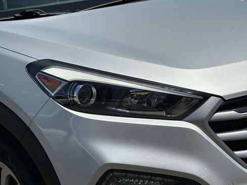 Used 2017 Hyundai Tucson SE w/ SE Popular Package 02 AWD/4WD image 7