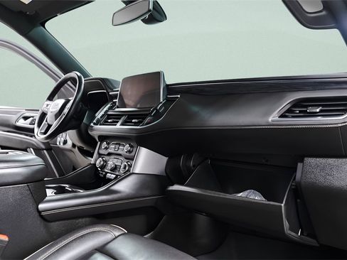 Used 2022 GMC Yukon XL SLT w/ SLT Luxury Package image 37