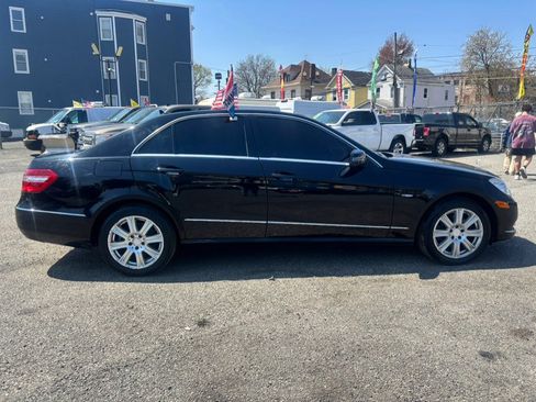 Used 2012 Mercedes-Benz E 350 4MATIC Sedan image 5