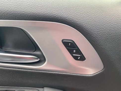 New 2026 Chrysler Pacifica Limited w/ S Appearance Package image 14