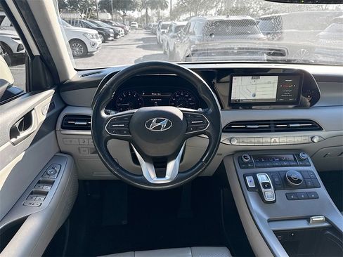 Used 2021 Hyundai Palisade SEL w/ Premium Package image 21