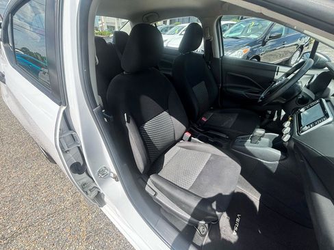 Used 2023 Nissan Versa S FWD image 52
