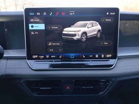 New 2026 Volkswagen Tiguan SE R-Line AWD/4WD image 18