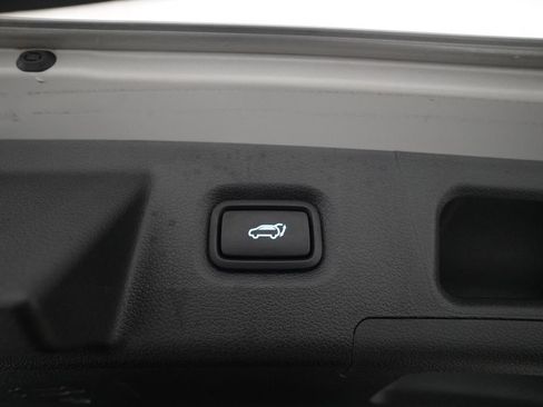 Used 2020 Hyundai Santa Fe Limited AWD/4WD image 15