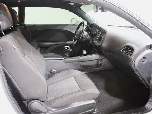 Used 2020 Dodge Challenger SXT w/ Blacktop Package image 22