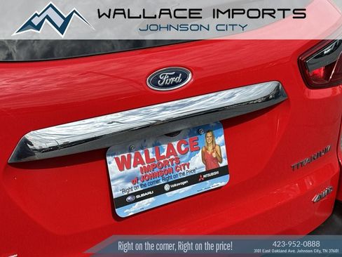 Used 2021 Ford EcoSport Titanium w/ Interior Protection Package AWD/4WD image 10