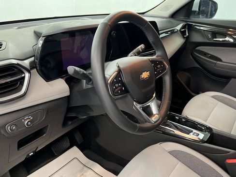 New 2025 Chevrolet TrailBlazer LT w/ Convenience Package image 16