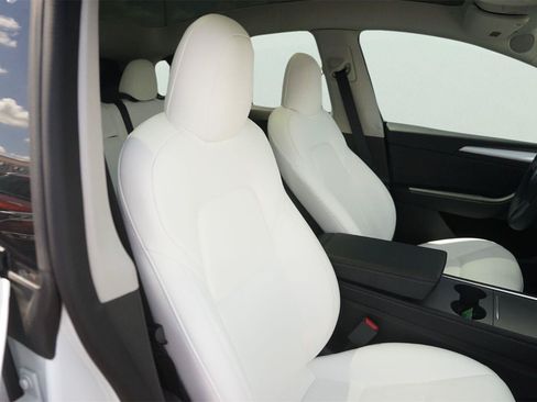 Used 2022 Tesla Model Y Performance AWD/4WD image 20